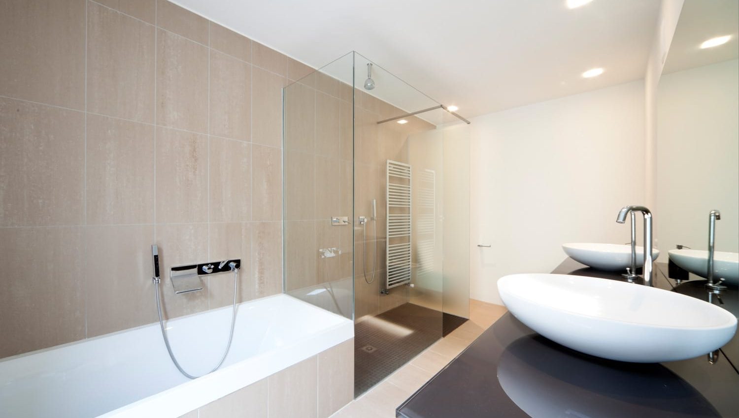 2 Bedroom Terraced House in Upminster 2 Bedroom Terraced House in Upminster