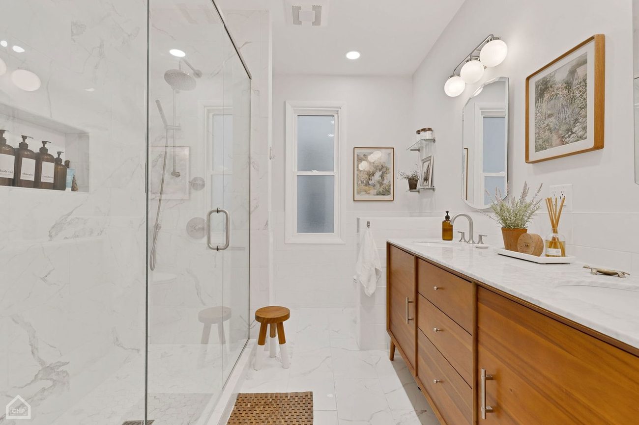 Wicker Park Gem — bathroom with marble shower