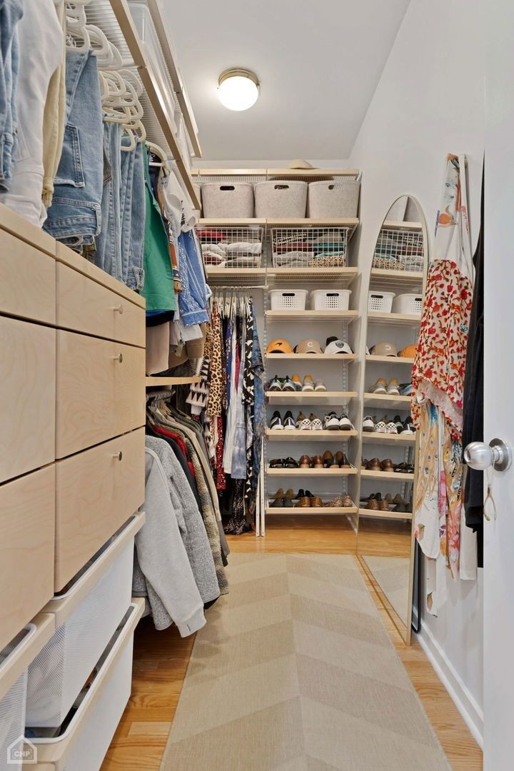 Wicker Park Gem — walk-in closet